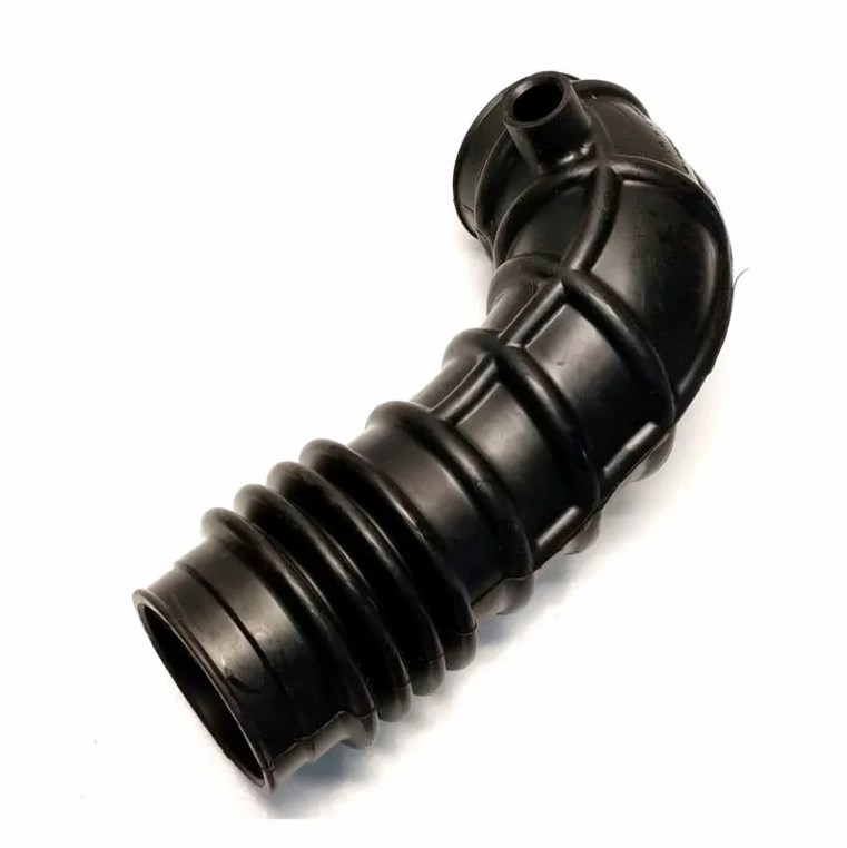 Патрубок воздушного фильтра  ГАЗель Next дв.CUMMINS 2.8(верхний гнутый) ЕВРО-5 Сербия