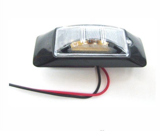 Фонарь габаритный 119990 светодиод (белый) 24V АТ-1510/LED