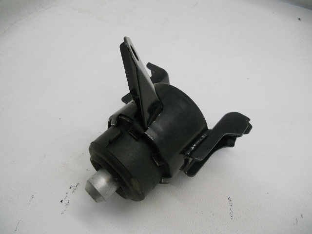 ПОДУШКА ДВИГАТЕЛЯ MAZDA 6 / ATENZA 02- RH