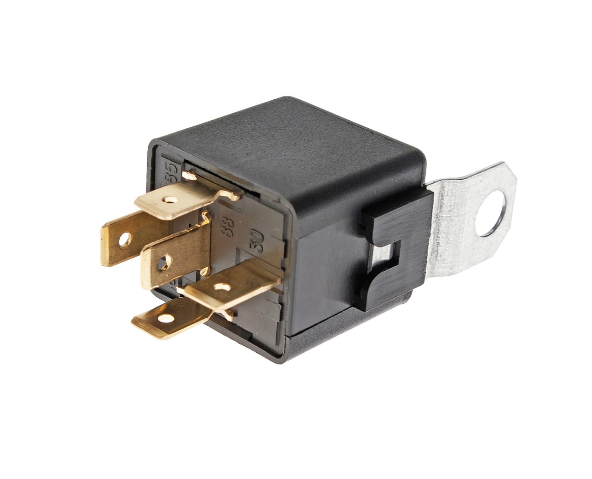 Реле электромагнитное 12V 5-ти контактное 30/20А переключ. с кронштейном