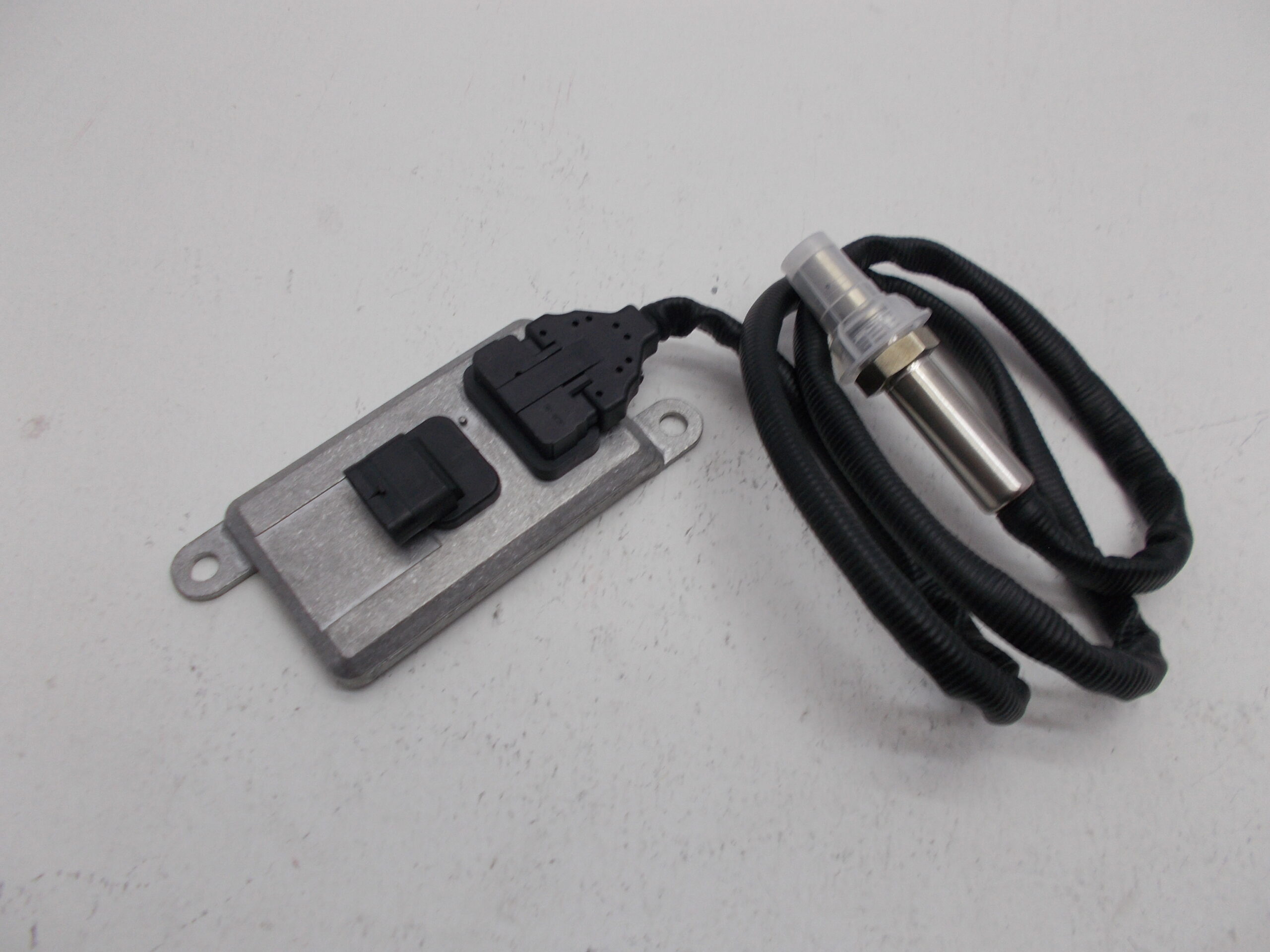 Датчик Nox 5WK9 6733B Iveco 5801754016 5801443021 5801273980