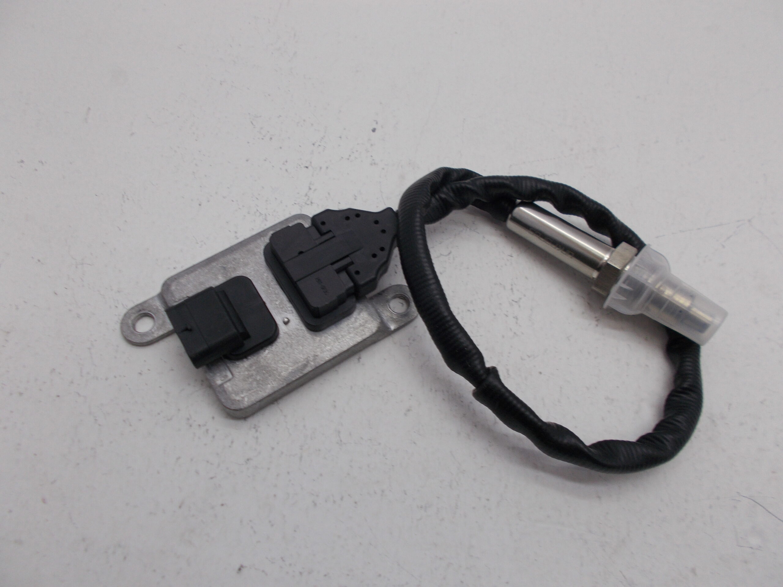 Датчик NOx Для Mercedes Benz 5WK9 6681D A0009053403 5WK9 6681E A0009059603