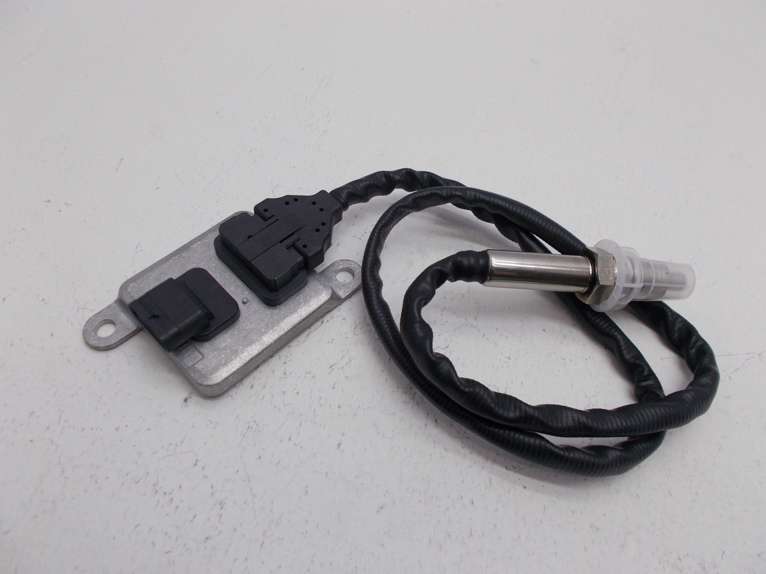 Датчик отработавших газов NOX sensor MERCEDES-BENZ W218, W166 (после катализатора) 5WK9 6683D