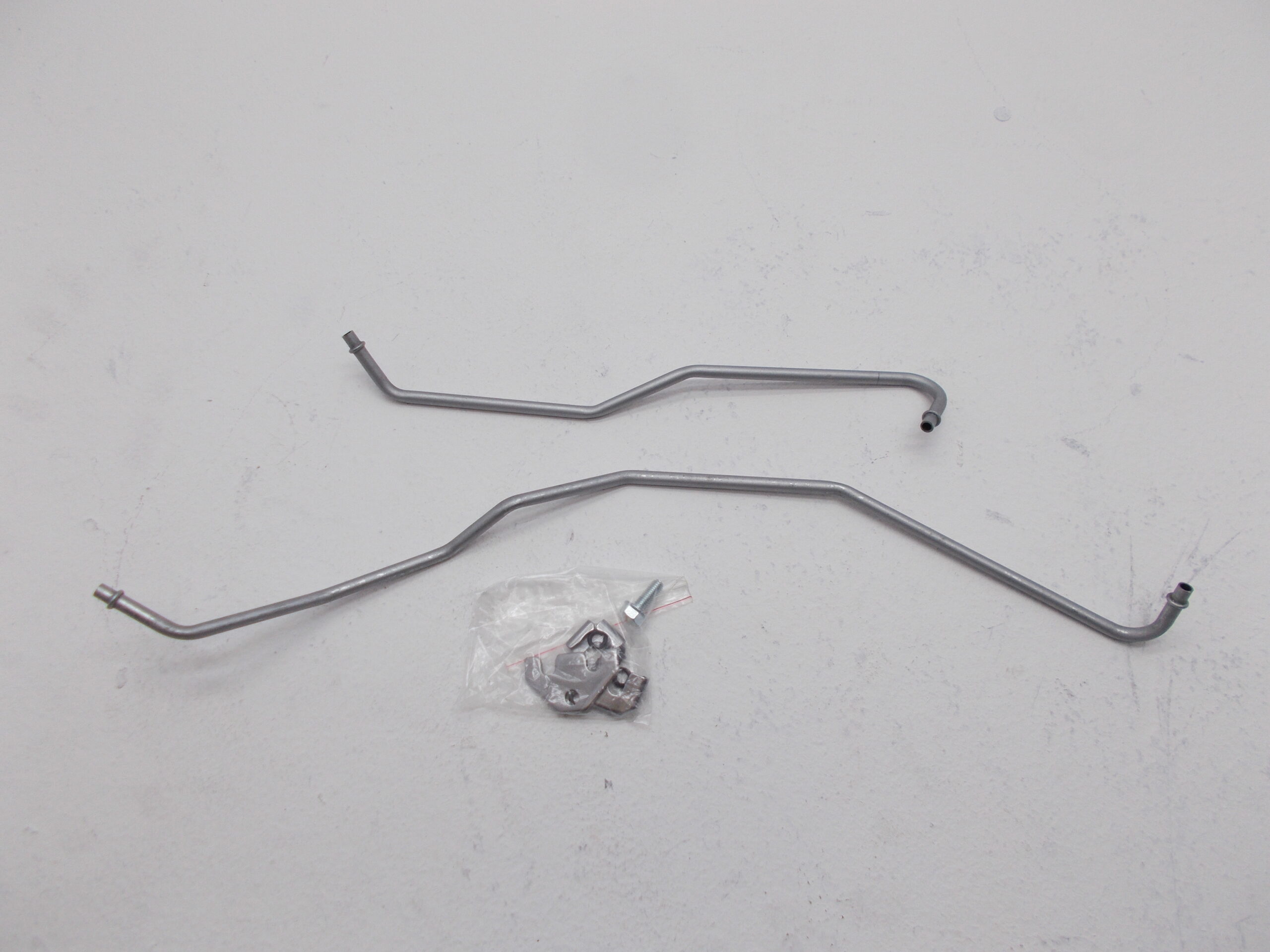 Трубки рулевой рейки для а/м ГАЗель Next в сборе с крепежом к-т 2шт