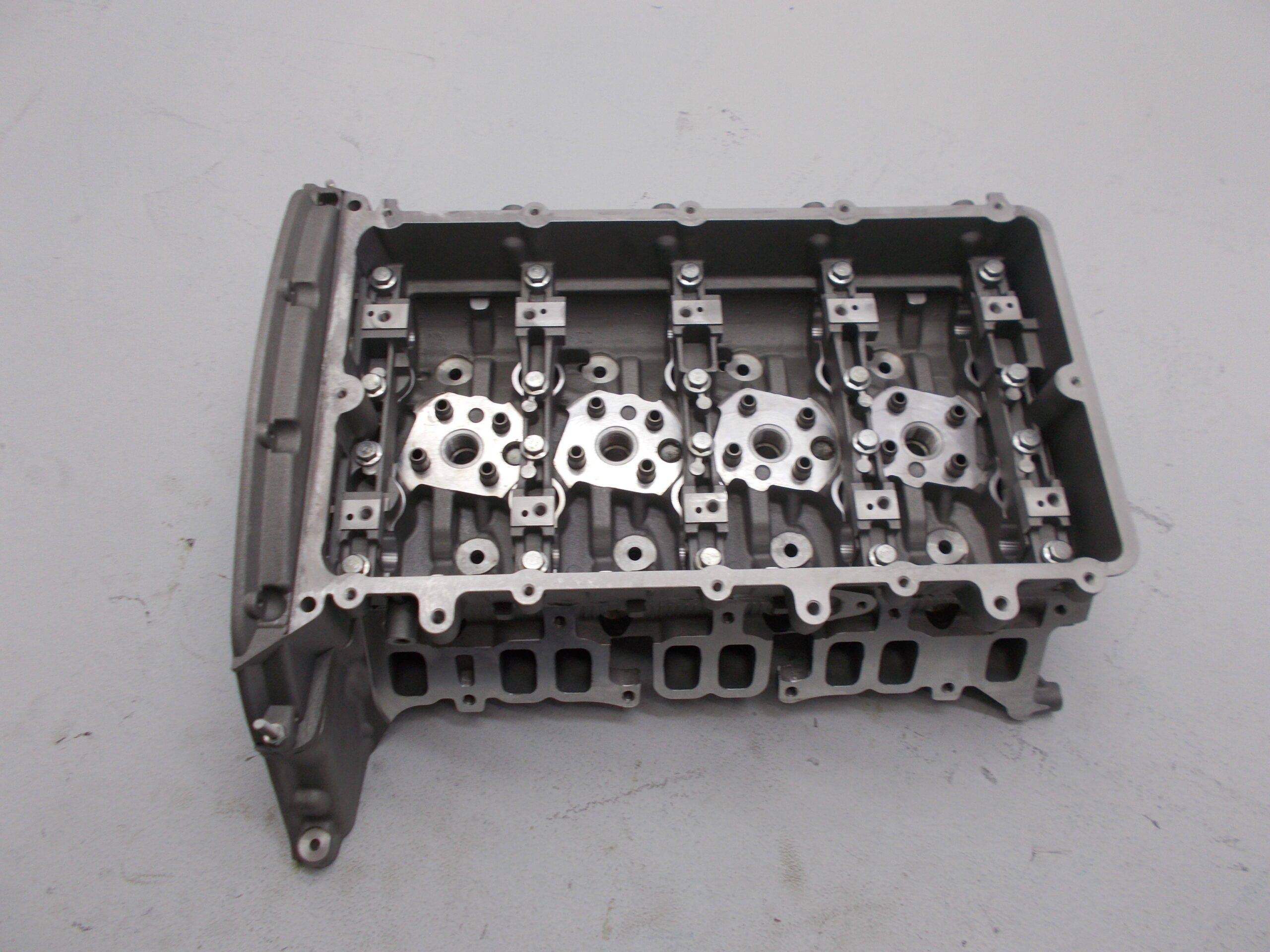 Головка блока цилиндров FORD TRANSIT 2.4TDCI (153/140 PS) ГОЛАЯ LINK 1701871