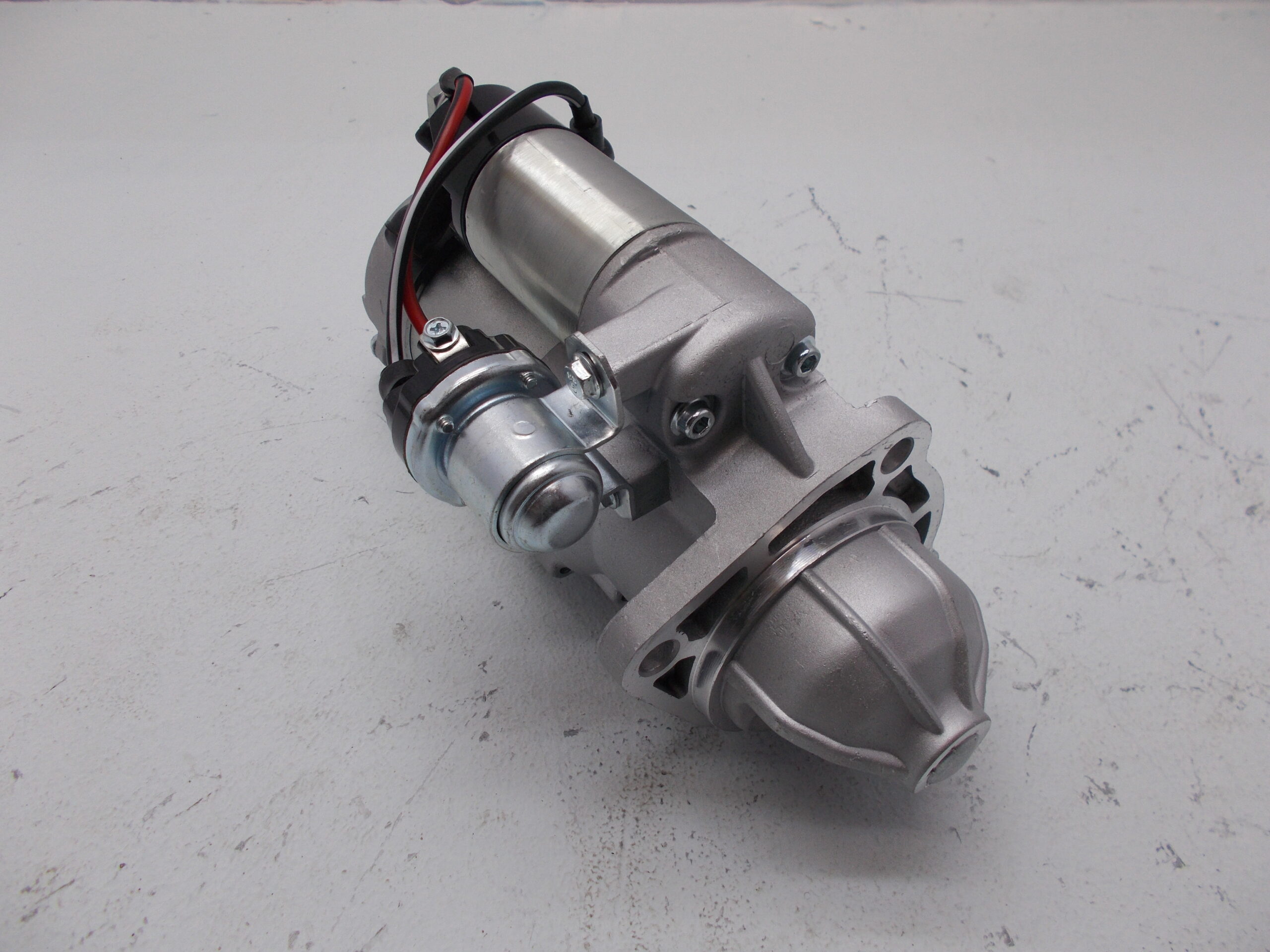 СТАРТЕР YOUTONG, DEUTZ 24V 6KW 10зубов LINK