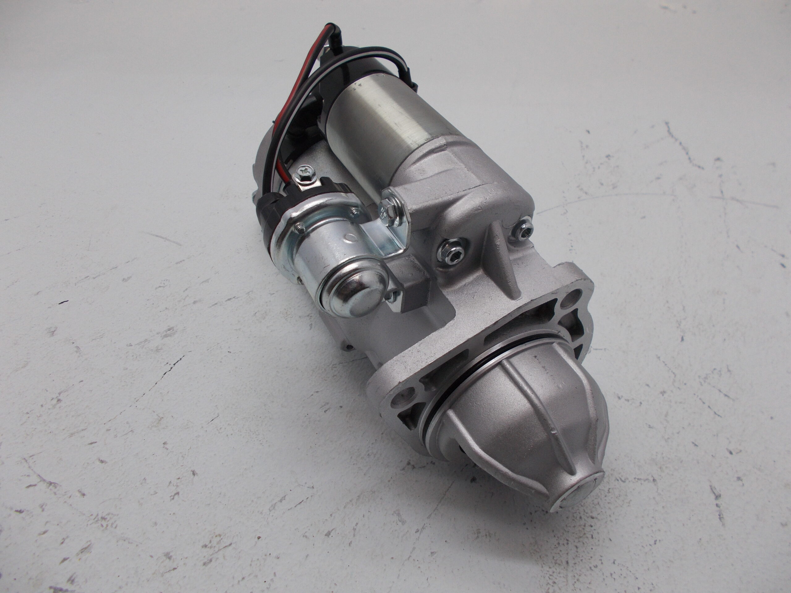 СТАРТЕР YOUTONG, DEUTZ 24V 6KW 10зубов LINK