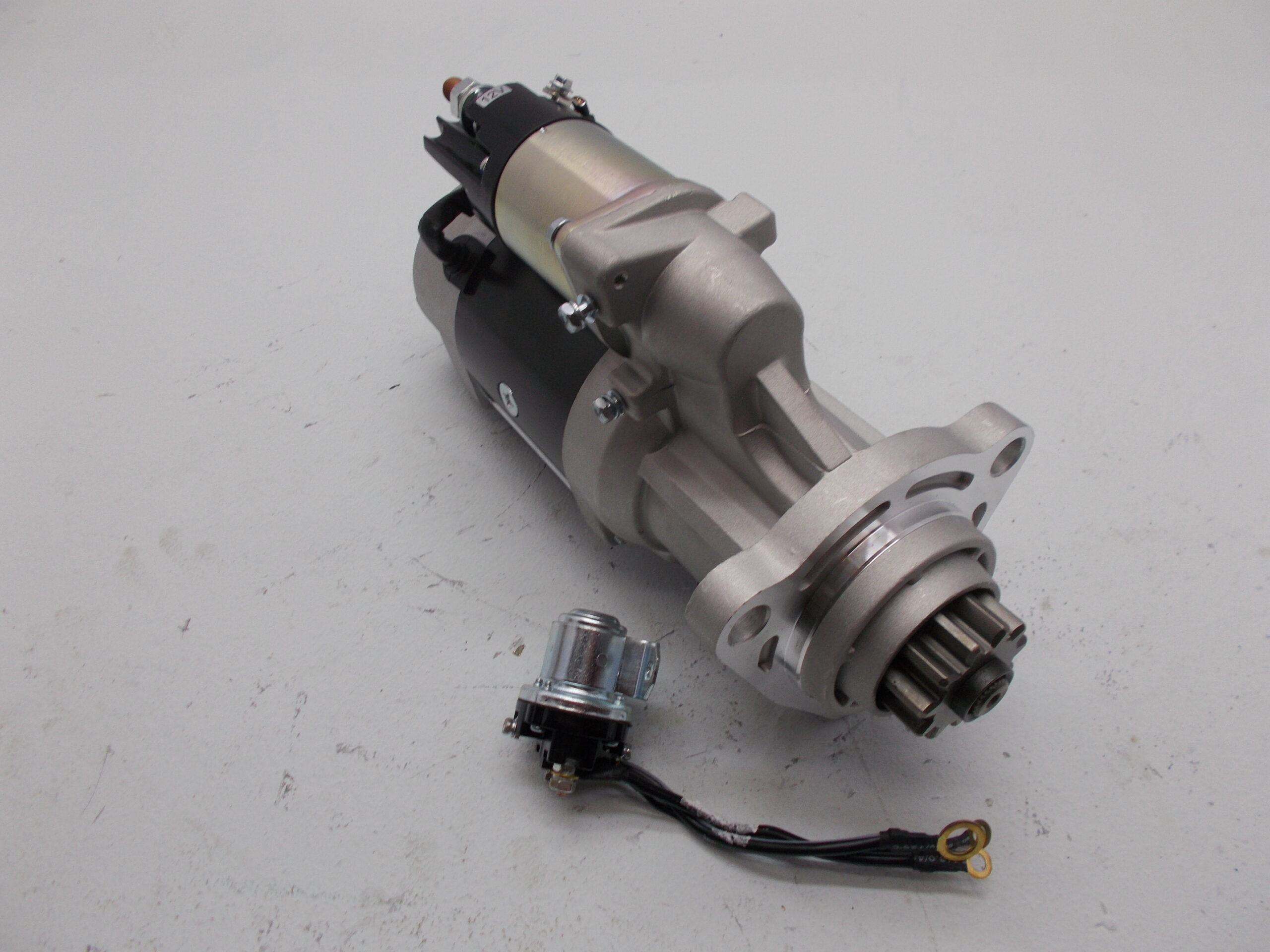 СТАРТЕР MACK, CASE, CATERPILLAR 11зубов 12V 7.3KW LINK 8300020