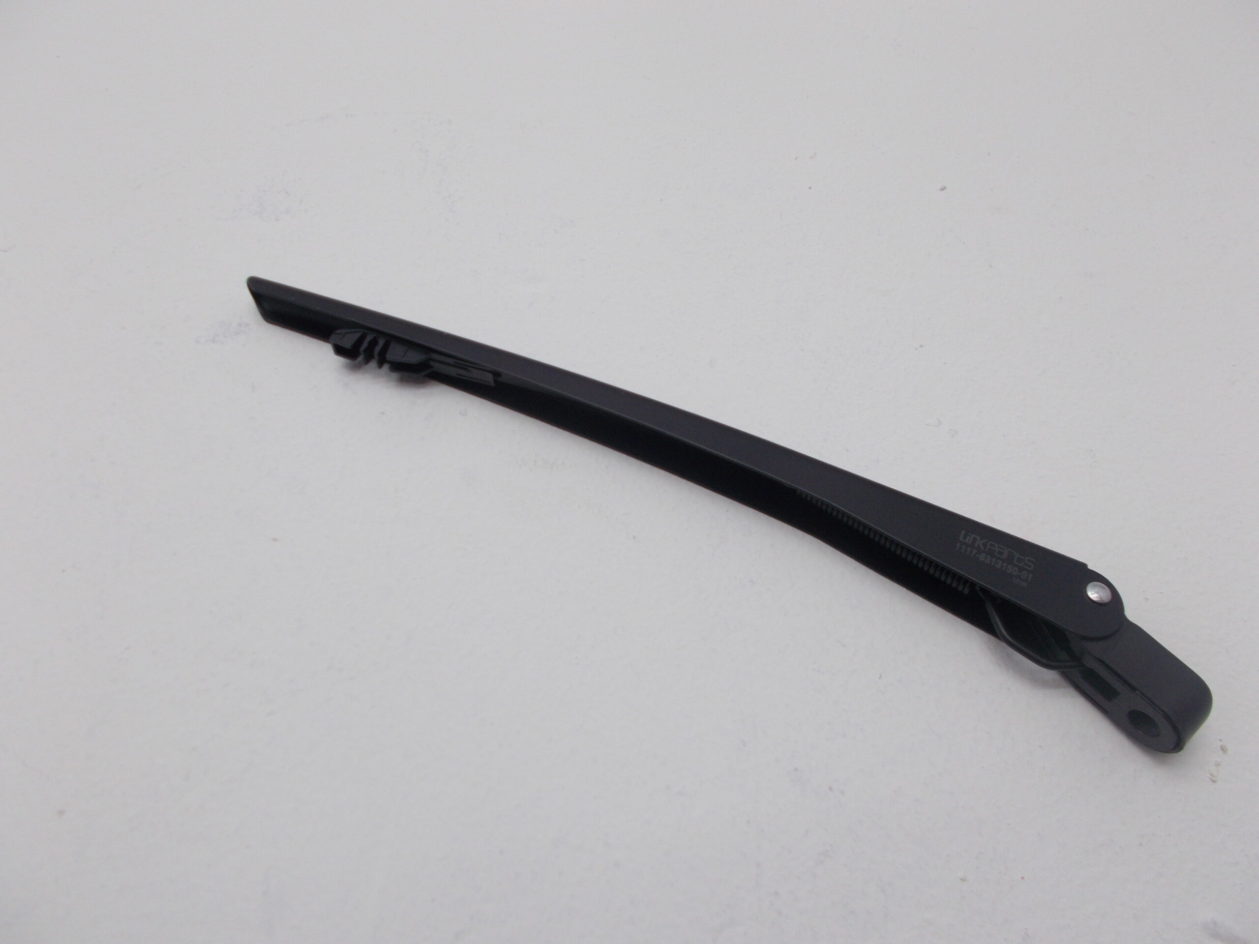 Поводок стеклоочистителя ВАЗ-1117 двери задка LINKPARTS