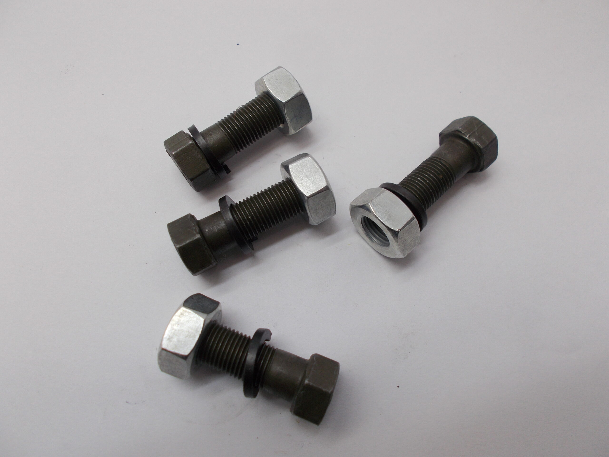Болт кардана УАЗ к-т 4шт +гайки 4шт MetalPart М10х1х25